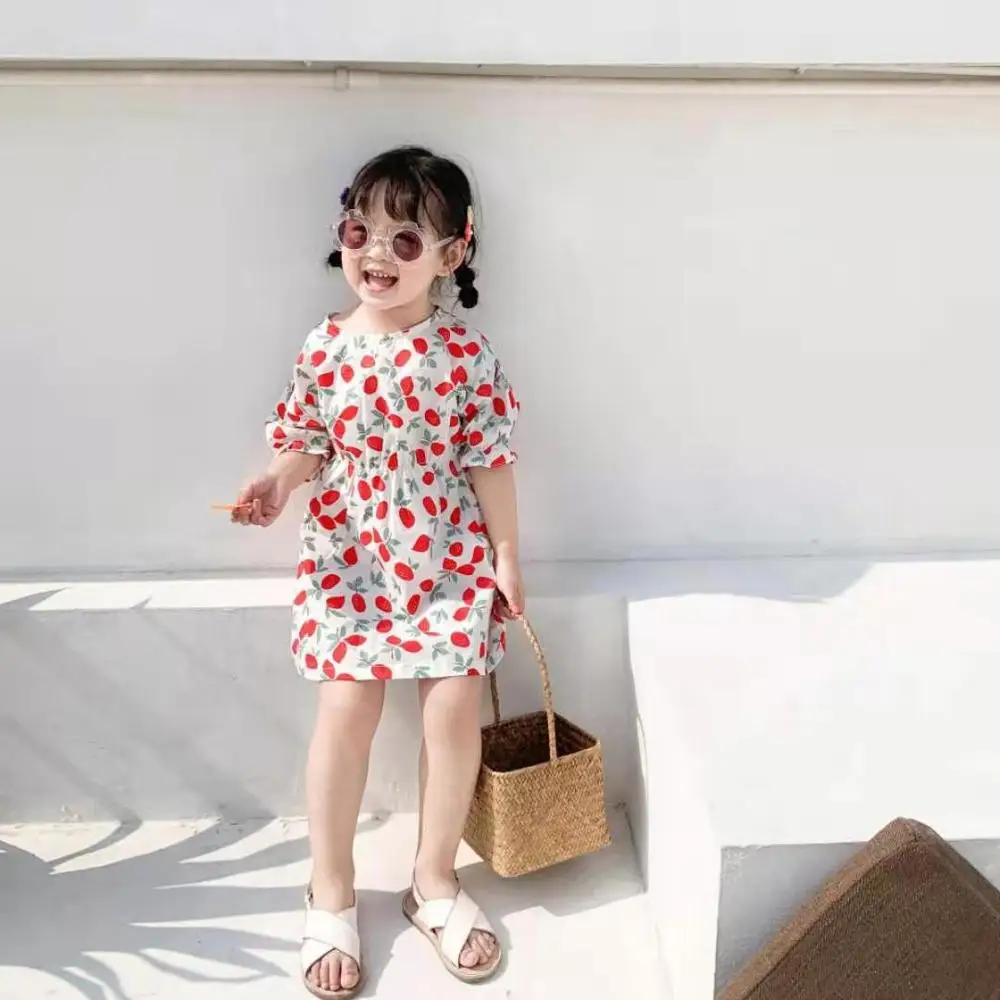 

Spring And Summer Cotton Small Round Neck Sleeved Strawberry Pattern Slim Cute Casual Girl Dress Kid Clothes