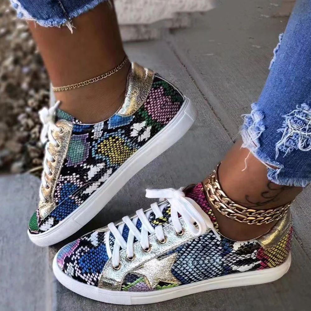 Flower Color Модные цветные кроссовки; женские художественные кроссовки на шнуровке со змеиным узором; шикарная прогулочная обувь с цветочным узором; Всесезонная женская обувь; D30 - Цвет: Flower Color