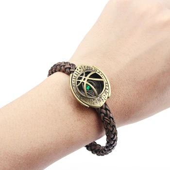 

The Avengers Endgame Superhero Doctor Dr. Strange Metal Crystal Eye of Agamotto Charm PU Leather Bracelet for Mens souvenir
