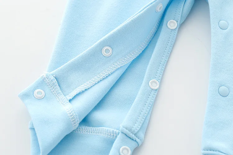 10 - 10389613980_622367432