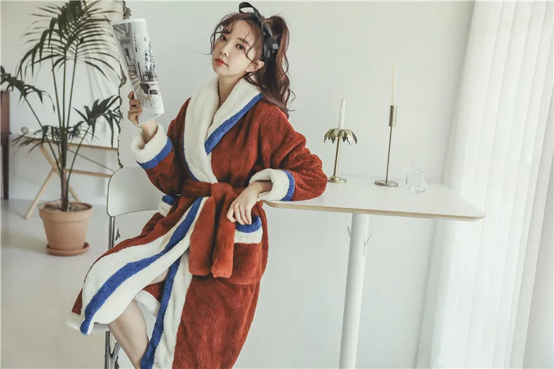 Winter Women Nightgown Three-color Mosaic Coral Velvet Female Long Section Thickening Soft Velvet Pajamas Warm Home Service