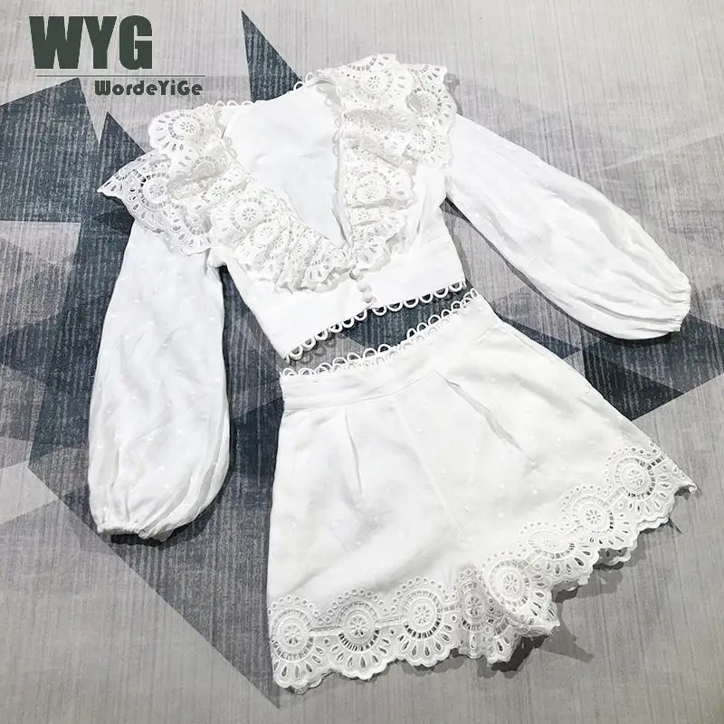

Princess Style 2 Pieces White Shorts Set 2020 Spring Summer Newest Fashion Hollow Out Embroidery Deep V-neck Tops + Mini Shorts