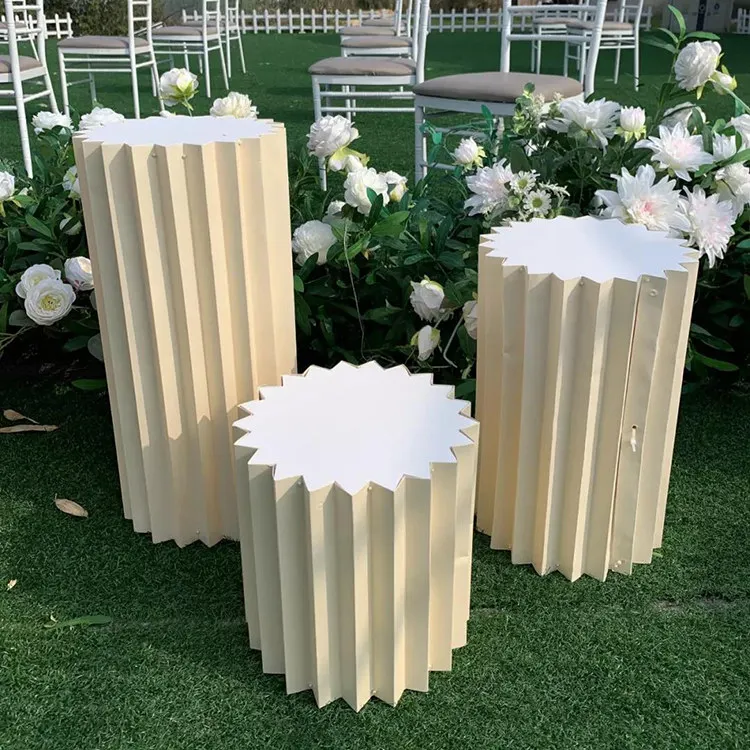 

Outdoor Lawn Party Wedding Props Event Stage Decor Origami Cylinder Column Foam Paper Flower Candy Stand Ornaments Shelf 3 Pcs