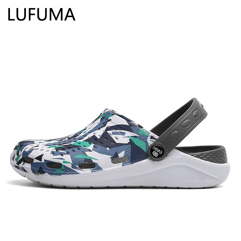 

2020 New Arrival Men's Clogs Summer Shoes Men Slippers Breathable Non-slip Mules Male Garden Shoes Casual Beach Sandals