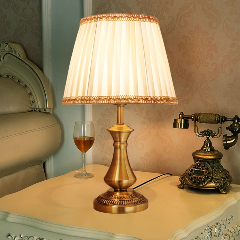 

Continuous System Desk Lamp Coppery Light Luxurious Northern Europe Type To Fake Something Antique Crystal Fabric Art Lampshade