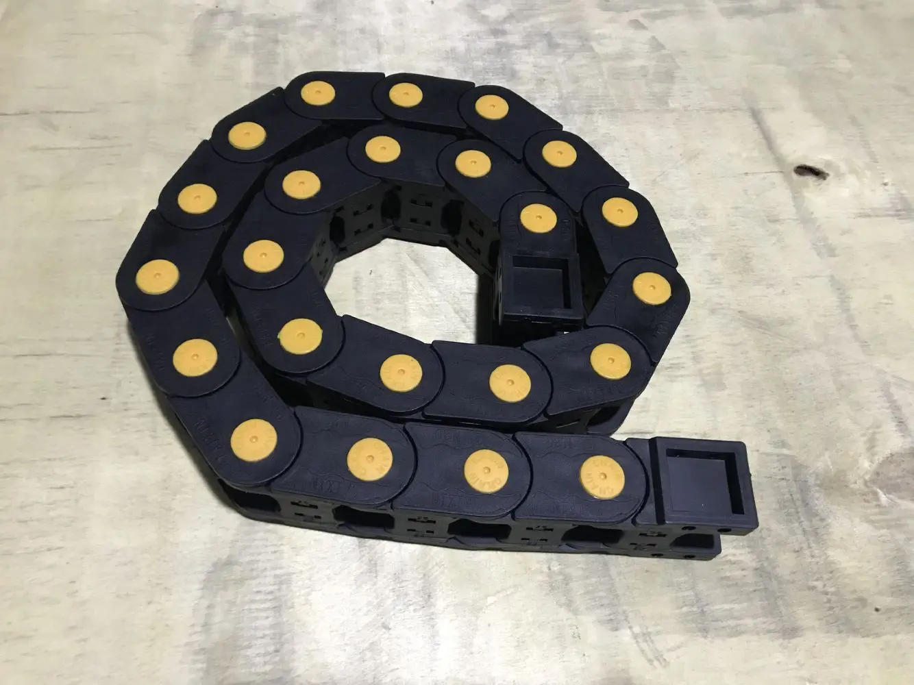 

bridge type can open plastic 20mmx25mm drag chain with end connectors length 1000mm engraving machine cable for CNC router