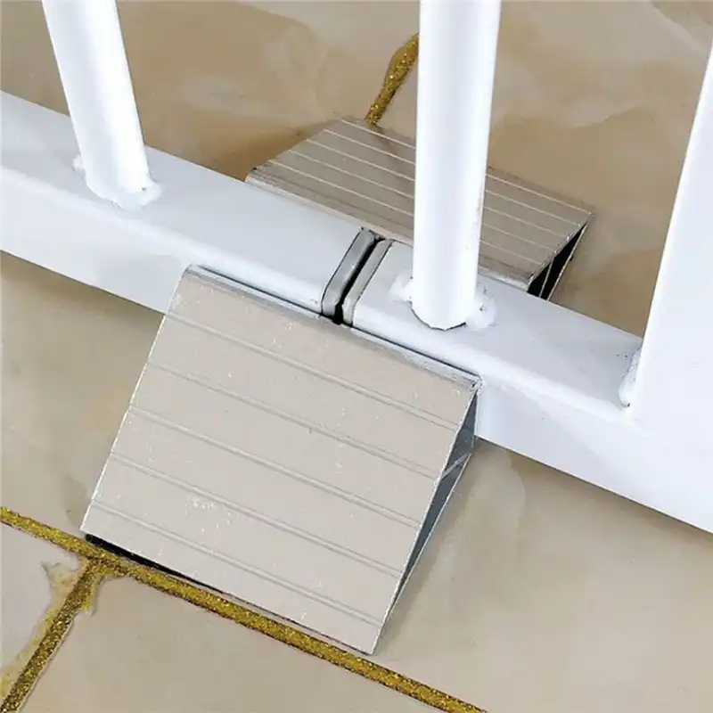 balcony gate for dogs