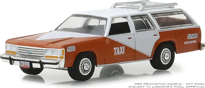 Модель автомобиля GreenLight 1:64 1988 Ford LTD корона Виктория вагон сплав металлические