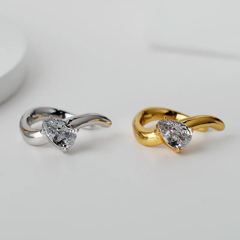 

Только 1 шт. 9,5 мм Аутентичные 925 пробы серебро белый/золотой волна и слезы воды CZ Клипсы (без пирсинга) TLE1041