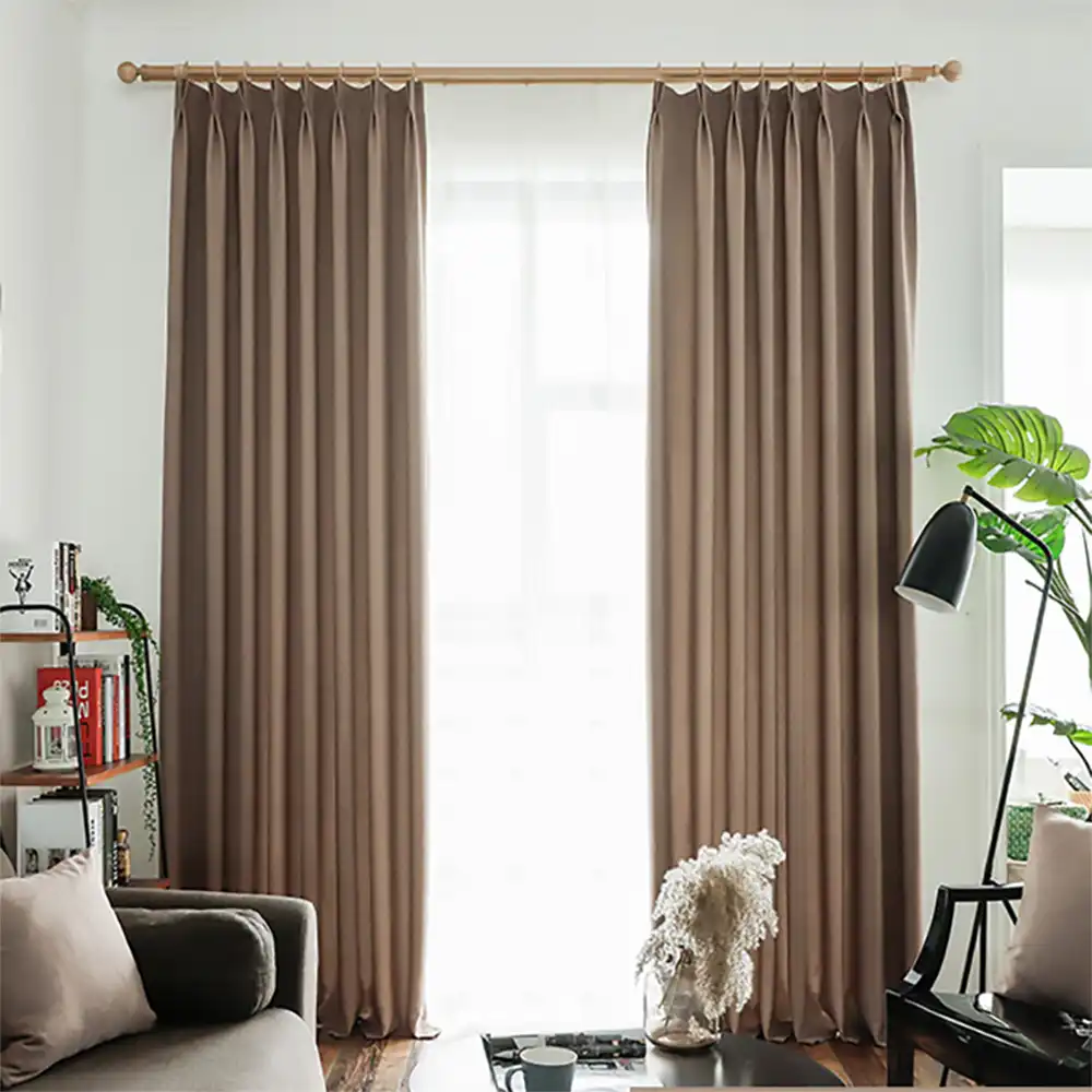 odnotonnye shtory solncezashitnye shtory