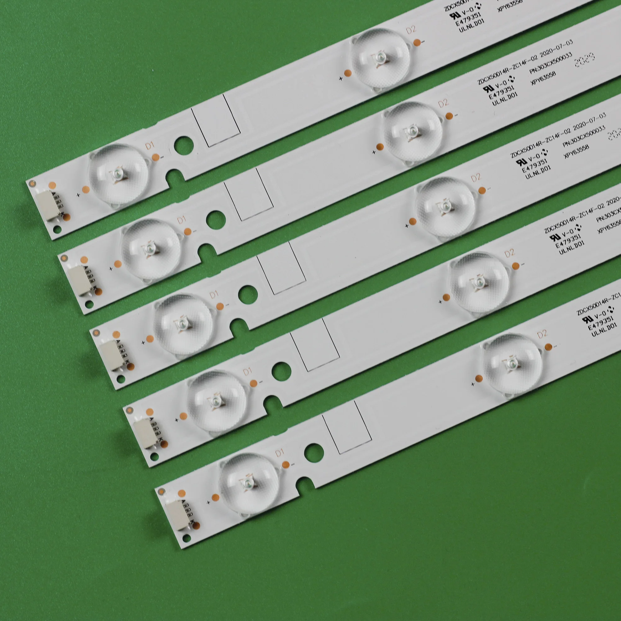 Faixa de Luz Led para Retroiluminação 14 Lâmpadas Sementemente 303cx500033 para Moda Urbana Cx500dledm - Imagem 2