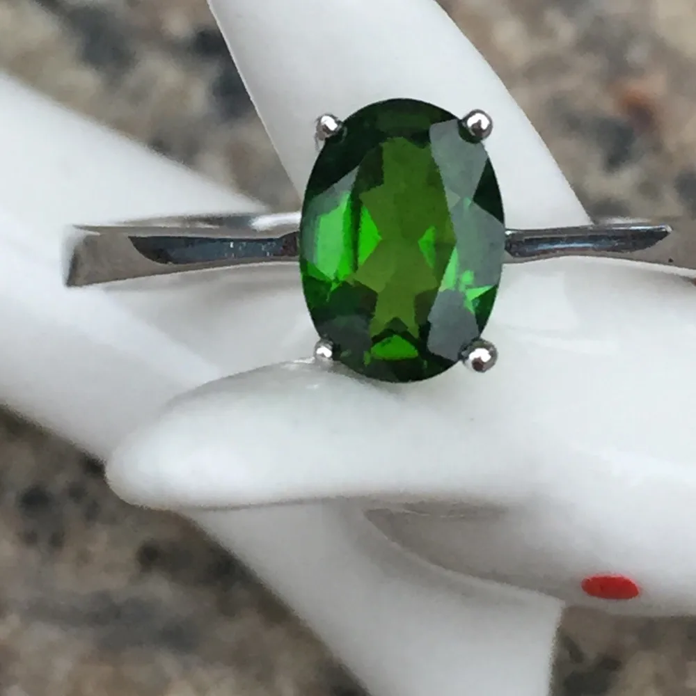 

Поставка Красочные Драгоценности сокровища 925 пробы серебра платины 4*6 мм естественный диопсид кольцо палец