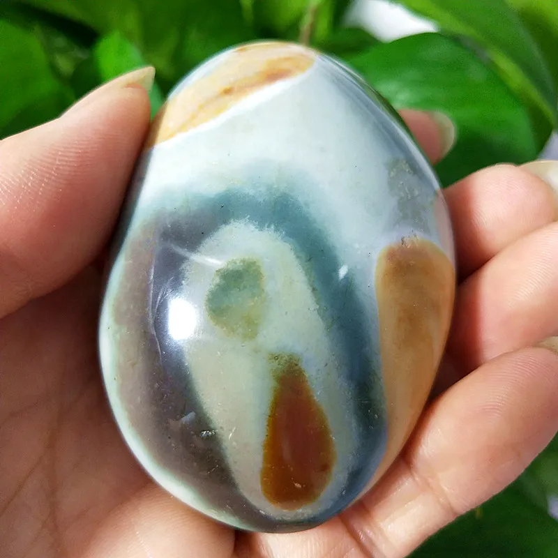 Natural stone Marine palm healing crystals Decorative collection stones and crystals Natural stone Marine palm healing crystals Decorative collection stones and crystals