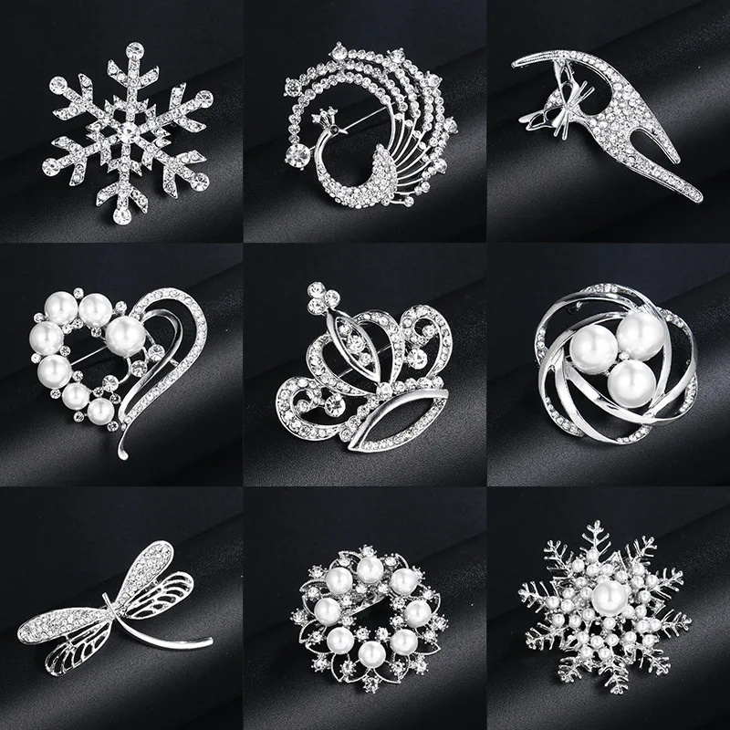 

Vintage Snowflake Crown Brooches Rhinestones Flower Dragonfly Brooch For Female Christmas Gift For Women