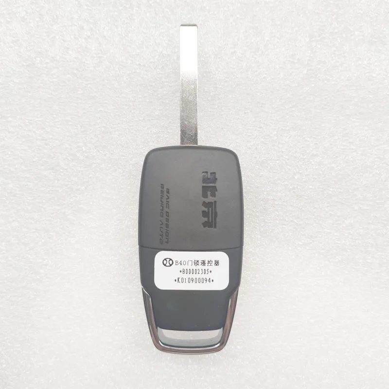 主3