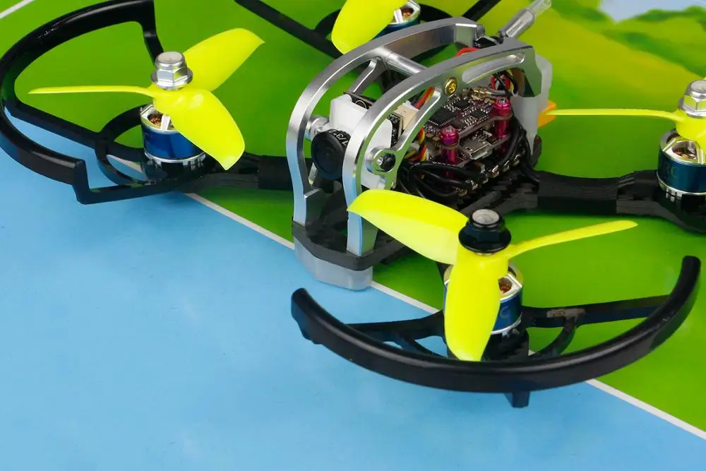 LDARC крытый и открытый бесщеточный 90GTI-HD небольшой четырехосный 130GTI-FPV1080P HD карта записи машиной с приемником