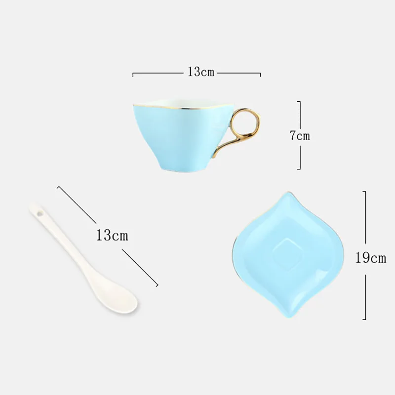 Европейская керамическая кофейная чашка и блюдце, набор, минималистичный, для дома, офиса, костяного фарфора, послеобеденный чай, цветок, чай, молоко, кружка с ложкой, подарок