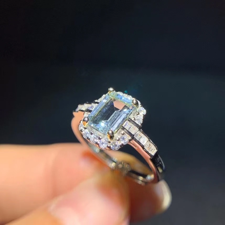 10KT YELLOW GOLD 0.40 CT AQUAMARINE & DIAMOND RING – GDS