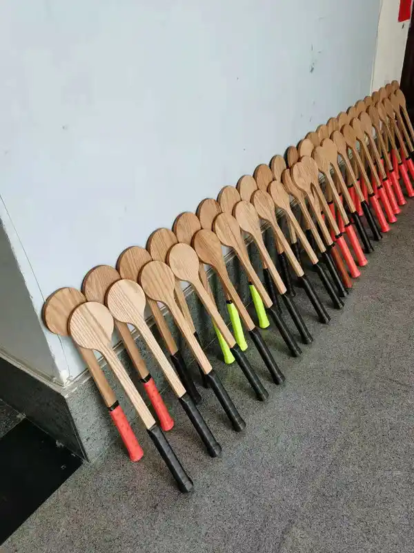 tennis pointer racket