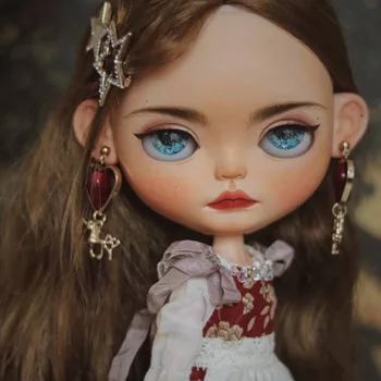 

ICY 19 joint blyth doll with makeup face tanskin with hair Girl gift Indifferent expression makeup doll Fashion retro G001