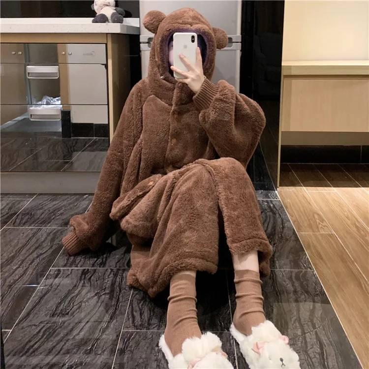 quente lounge wear com capuz de comprimento médio