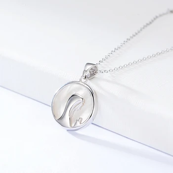 

Silvology 925 Sterling Silver Shell Maria Prayer Necklace Round Figure Religion Pendant Necklace for Women Festival Jewelry Gift