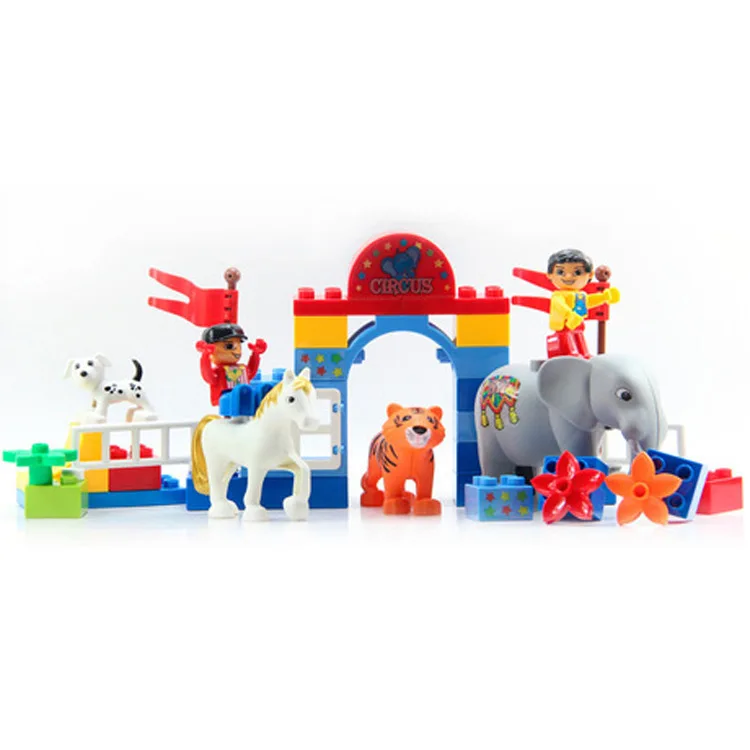 

39 Pcs building blocks large size bricks Children's educational toys Spelling into the big grain Circus performance blocks