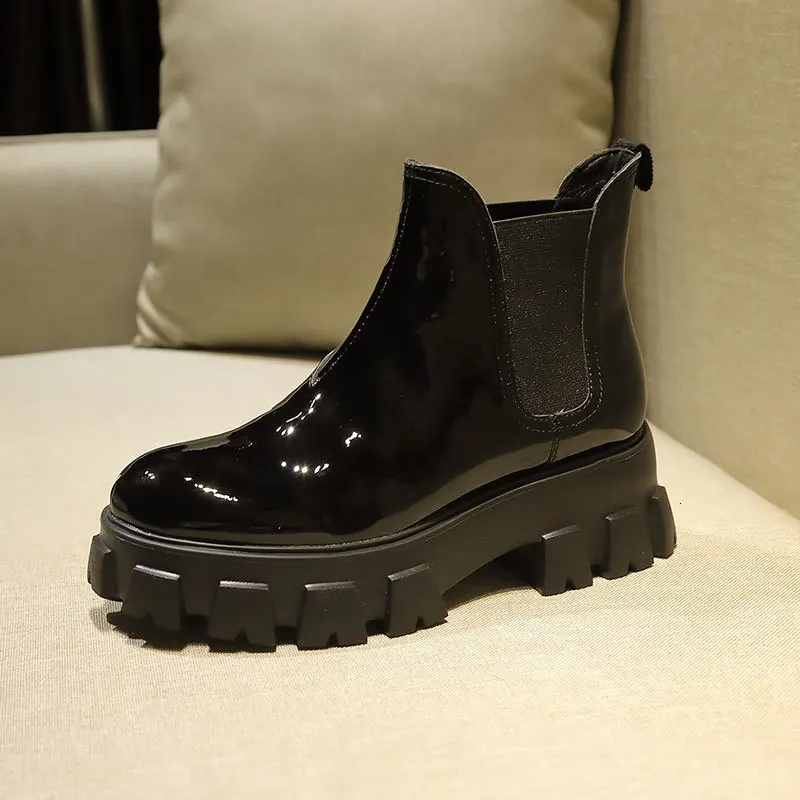 

2019 BELLECOM Excellent Increase Short winter ankle black heel for women England Wind Martin Boots Woman bottine shoes-woman