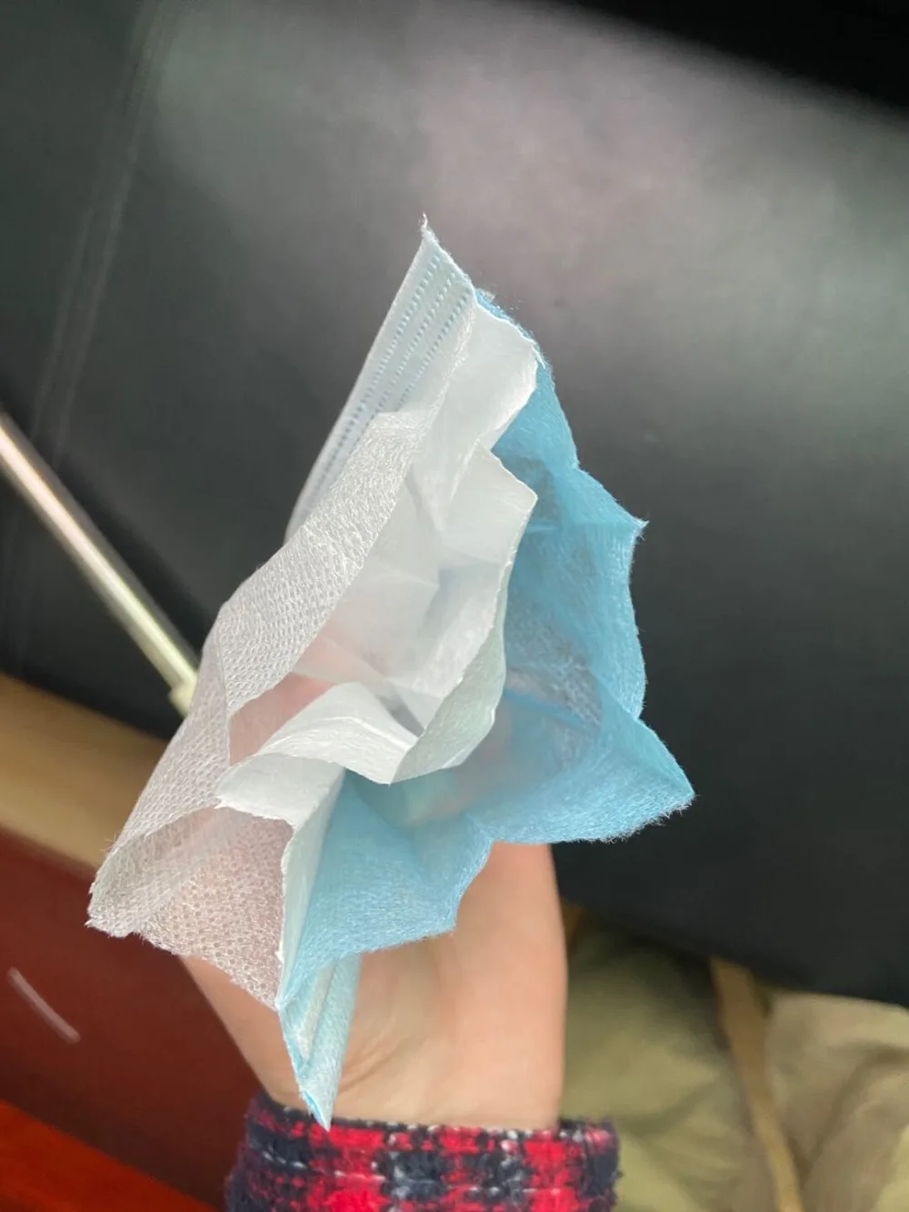 3 (4)
