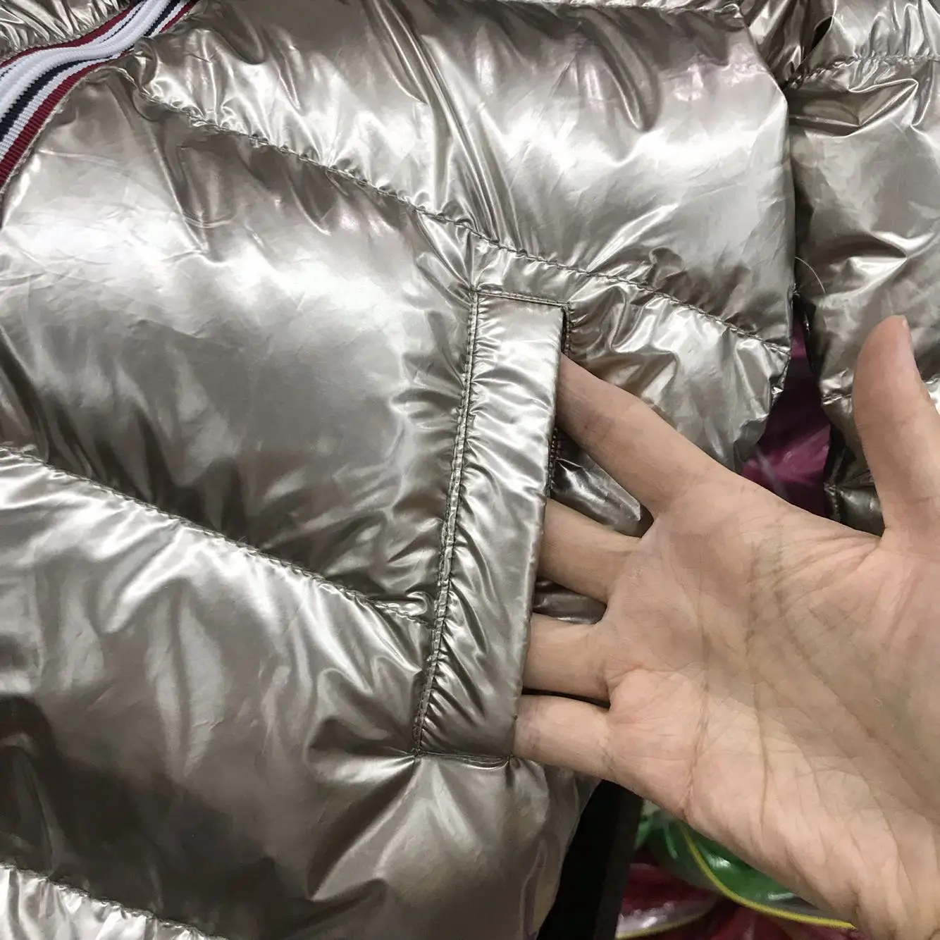 Модная блестящая детская пуховая куртка новое зимнее толстое теплое пальто с капюшоном Modis детская одежда пуховик ветрозащитная верхняя одежда Y2162