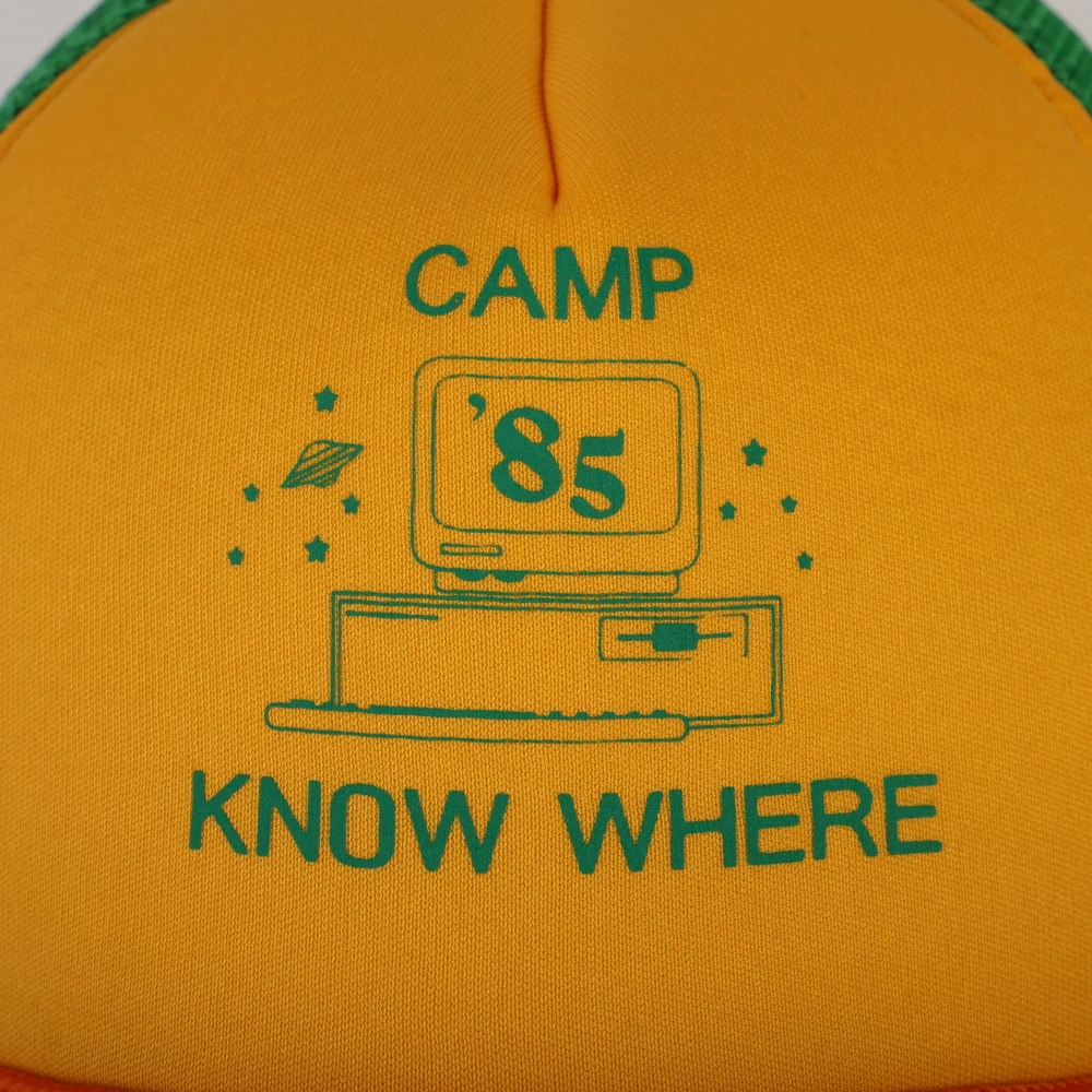 Странные вещи, шляпа Дастина, Ретро Кепка Дальнобойщика с сеткой «Camp Know», желтая зеленая регулируемая крышка, подарок на Хэллоуин, косплей, бейсбольная шляпа
