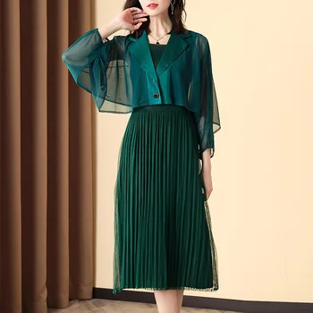 

Fake Two Pieces Large Pleated Dresses New Slim Pleated Dress Spring 2020
