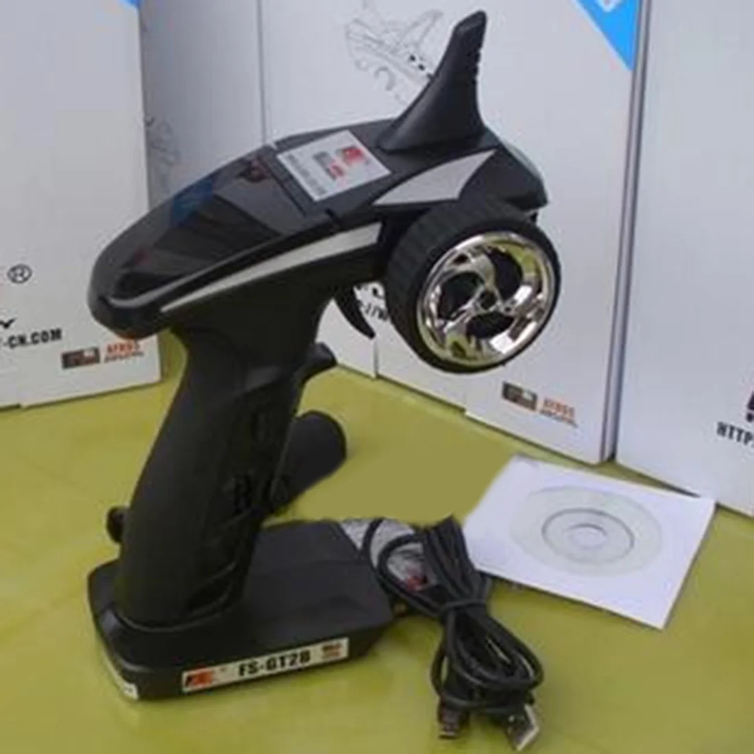 1:10 спортивный автомобиль Дрифт топлива шасси автомобиля Рамка комплект с двигателем компонент и пульт дистанционного управления совместим с двигателем серии Toyan FS