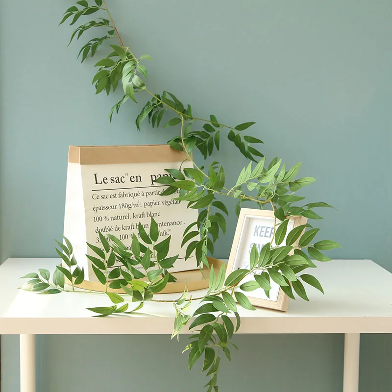 

Artificial Ivy Green Leaf Willow Garland Plants Eucalyptus Hanging Vine Fake Foliage Flowers Home Garden Wedding Decoration