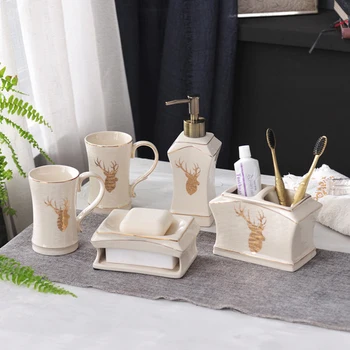 

5 pcs Badkamer Set Keramische Vloeibare fles Dispenser Porselein Zeep Tandenborstelhouder Woondecoratie Nieuwe jaar cadeau