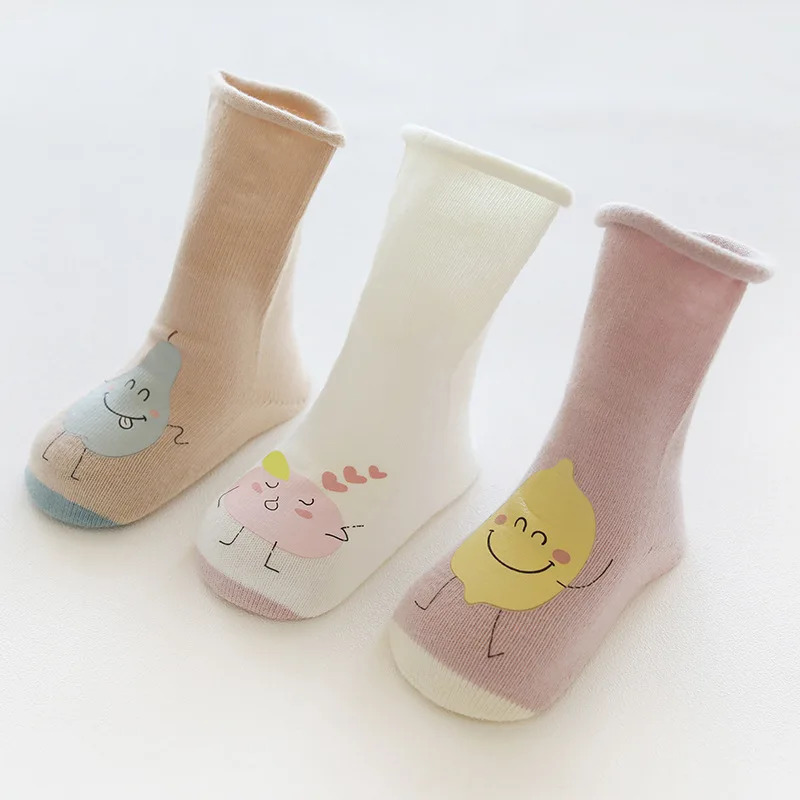 3 пар/лот, носки для маленьких мальчиков хлопковые Новые плотные носки с милыми рисунками для новорожденных удобные нескользящие зимние носки для маленьких девочек и мальчиков