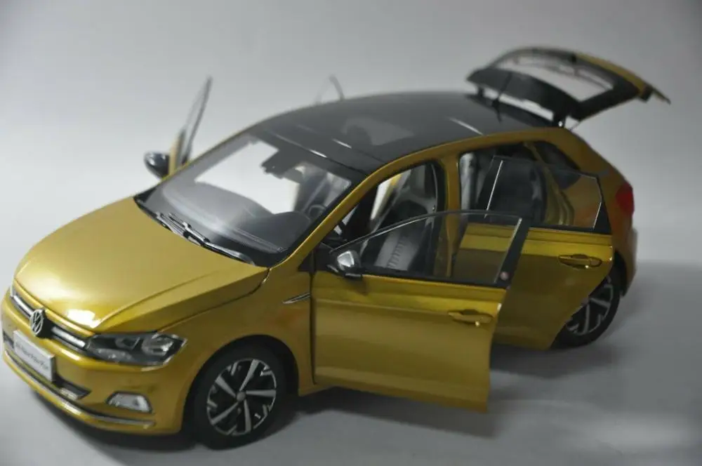 1:18 литье под давлением модель для Volkswagen VW все новые Polo Plus хэтчбек Игрушечная машина из сплава миниатюрная коллекция подарки
