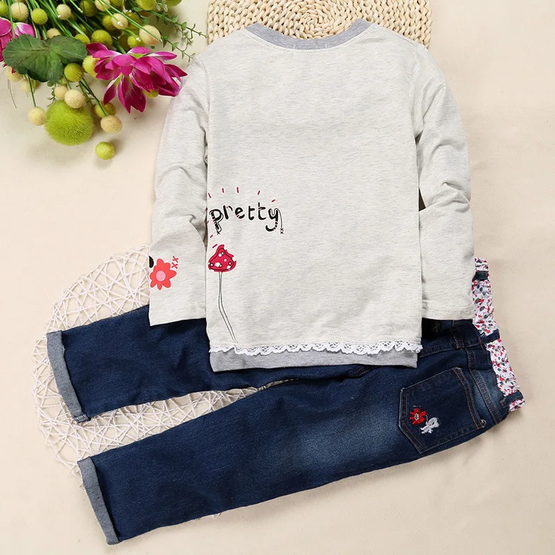 Комплект из двух предметов; топы и штаны; детский спортивный костюм для девочек; футболка с цветочным принтом; блузка; джинсовые брюки; сезон осень-весна-осень; комплекты одежды