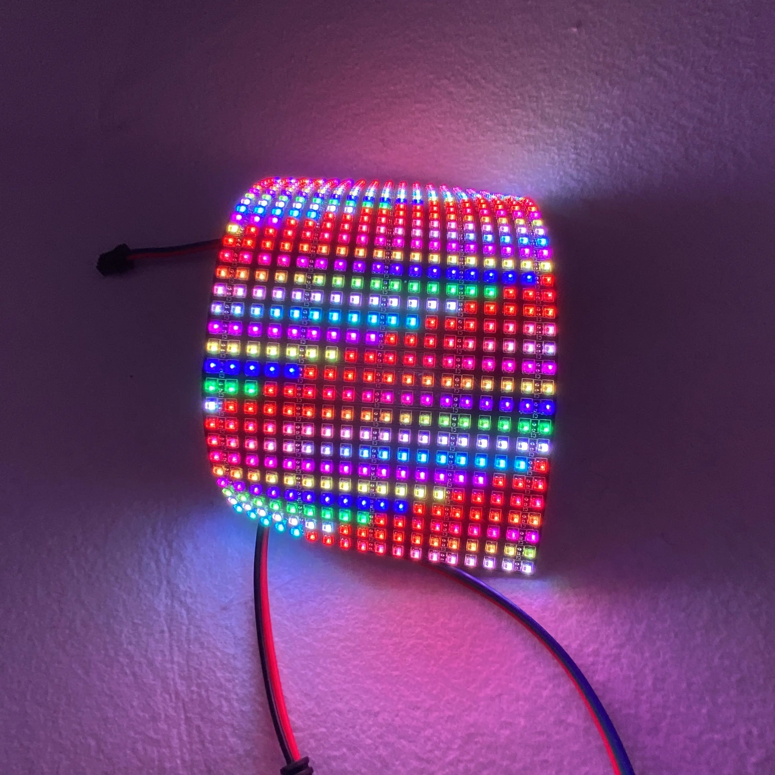 P5mm WS2812C-2020 SMD 18*32pixels led addressable flexiblepanel light size: 90mm*160mm DC5V input BLACK PCB | Лампы и освещение