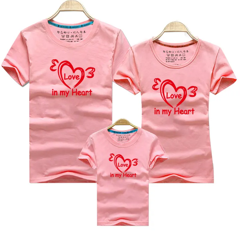 New Family Look Mommy and Me Clothes Mother Daughter Matching Family Outfits T shirt mom Kids Baby Girls Cotton Heart Print Tops