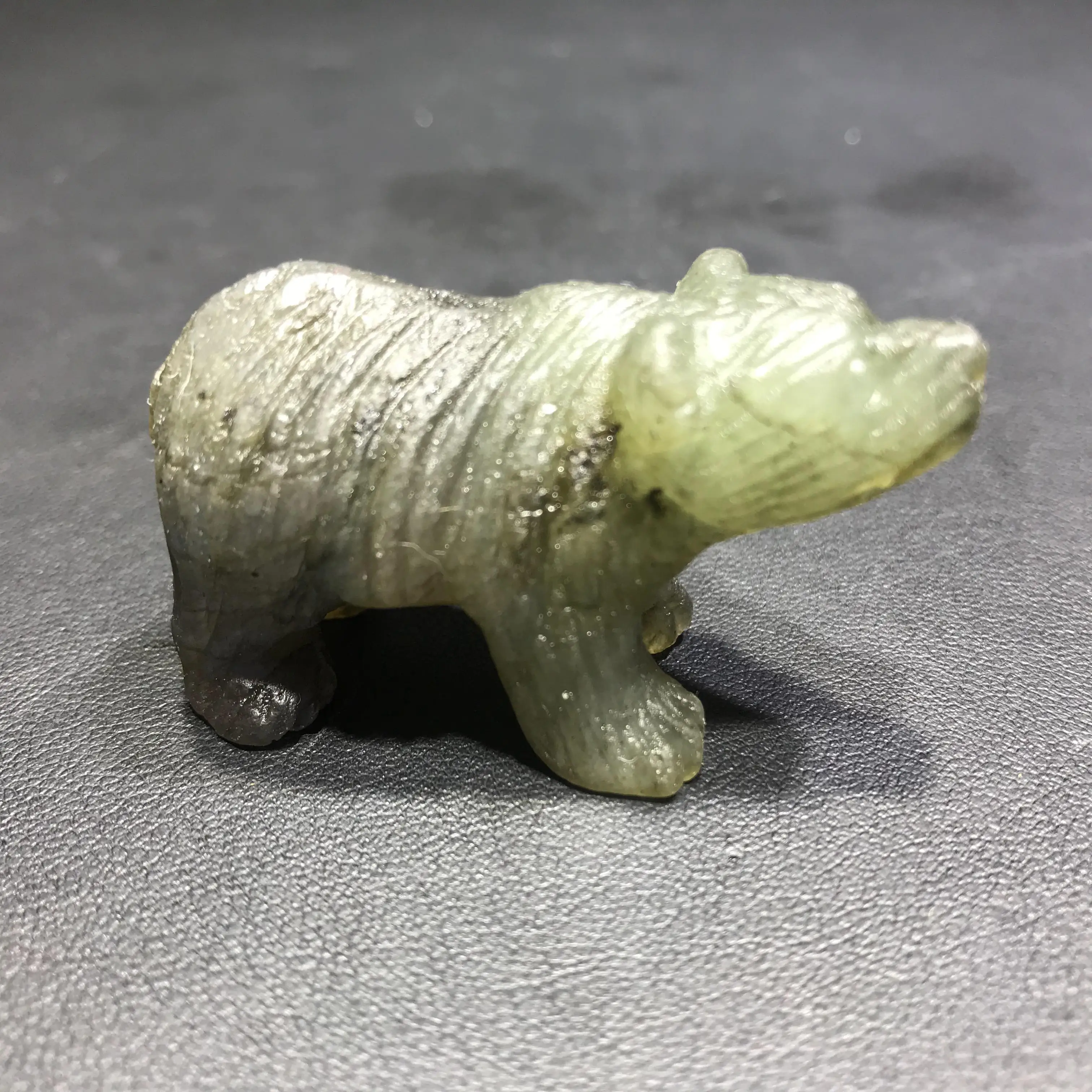 About 40g wholesale high quality natural labradorite polar bear animal gemstone craft figurine for Halloween gift