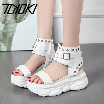 

Tuyoki Women Shoes Sandals Peep Toe Buckle Rivet Punk Style Thick Bottom Sandals Fashion Casual Sneaker Sandals Size 35-39