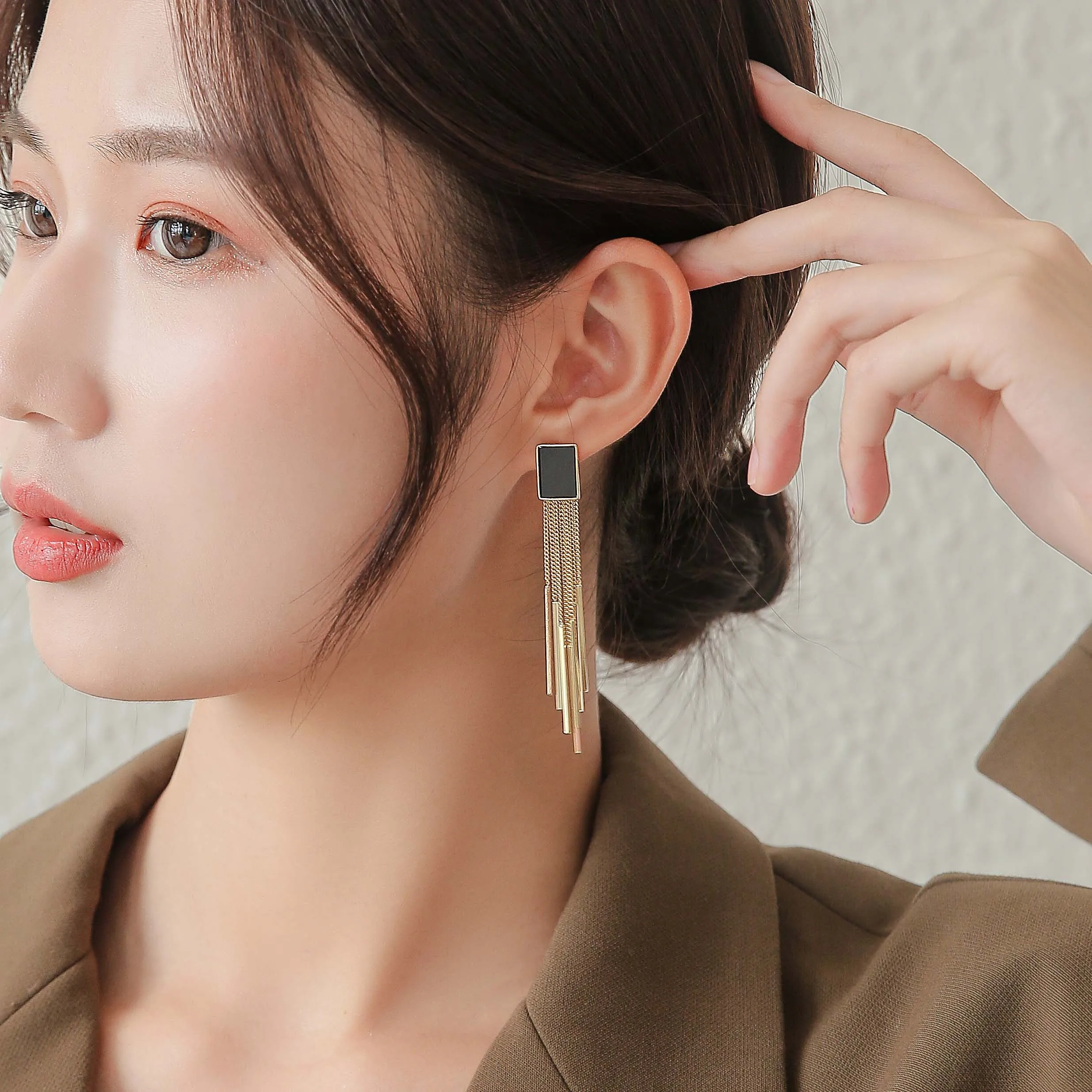 Earrings 2022 New Trendy Long Style Fashion European and American Tassel Earrings Temperament High Sense of Atmosphere - Image 4