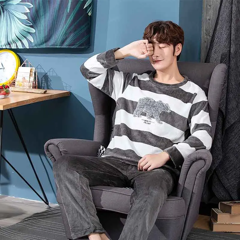 2pcs/set Coral Fleece Men Pajamas Sets Flannel Full Pants Men Warm Thicken O-neck Sleep Wear Winter Man Home Clothes