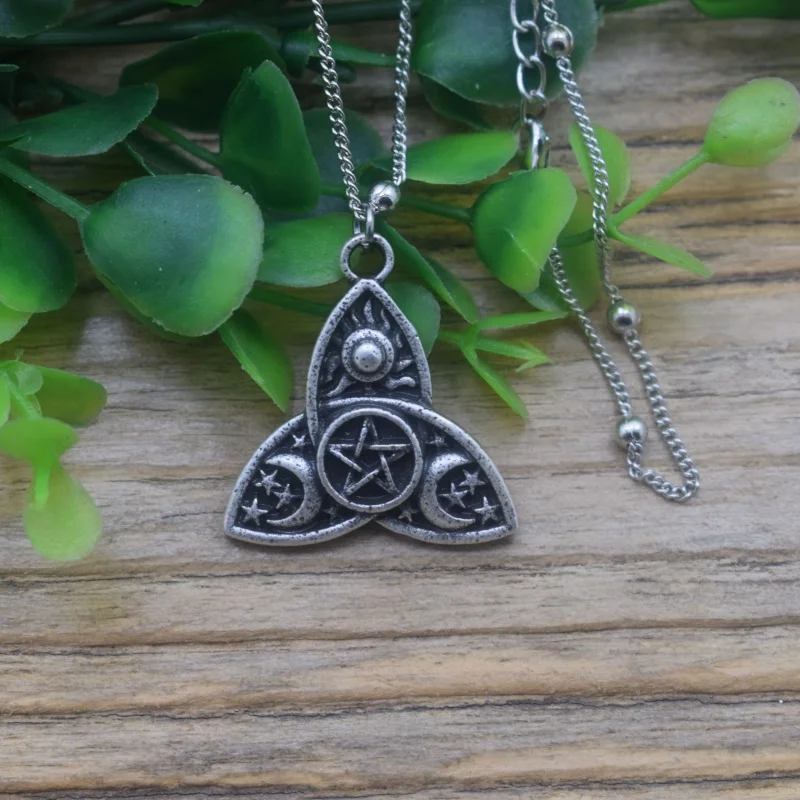 Тройная Луна и солнце богиня Wicca пентаграмма волшебный Амулет ожерелье