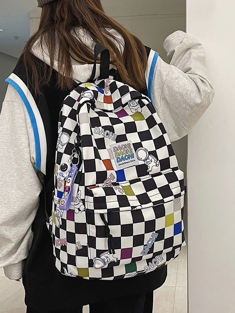 

Junior high school backpack High school girls checkerboard large capacity computer backpack girls niche college backpack
