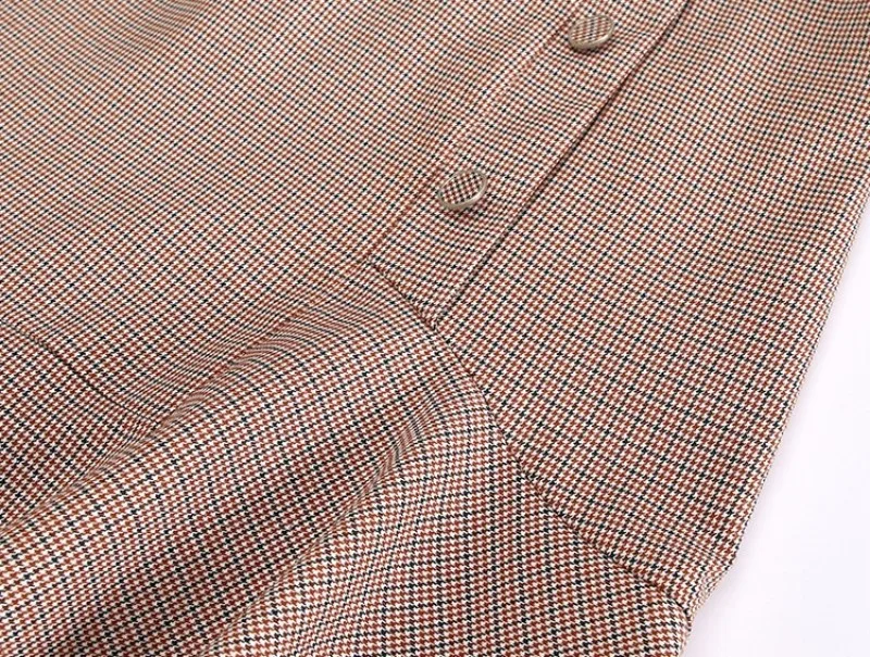 conew_9524295908_1070547917_conew1