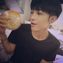 Горячие новые модные мужские парики корейские короткие волосы студенческие мужские короткие волосы короткие прямые пушистые реалистичные парики для мужчин Прямая поставка