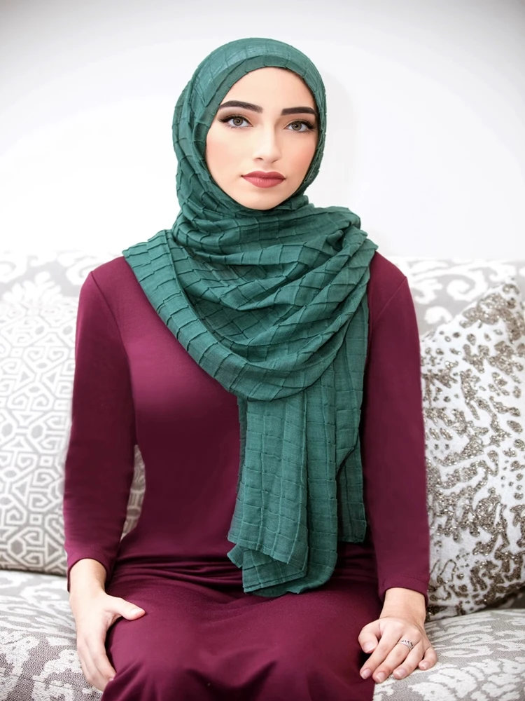 

1PC Hot Sale Crinkled Elastic Women Scarf Embossed Grid Shawl Solid Soft Viscose Muslim Hijabs Headwrap Long Headscarf Wholesale