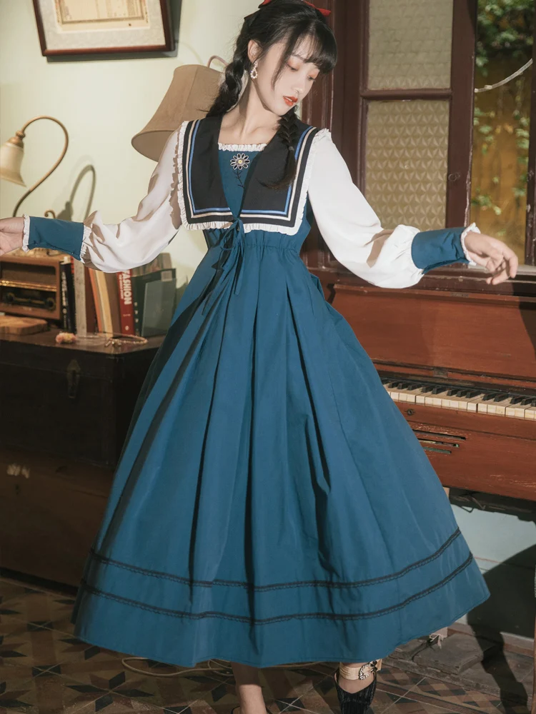 Ancient and young girl navy long-sleeved dress small French dress spot restoring ancient ways